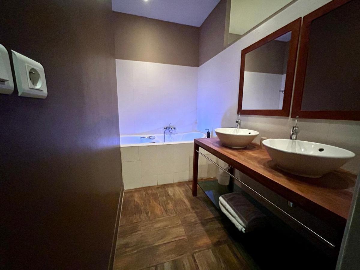 Апартаменты Nuitees Aixoises Экс-ан-Прованс Экстерьер фото